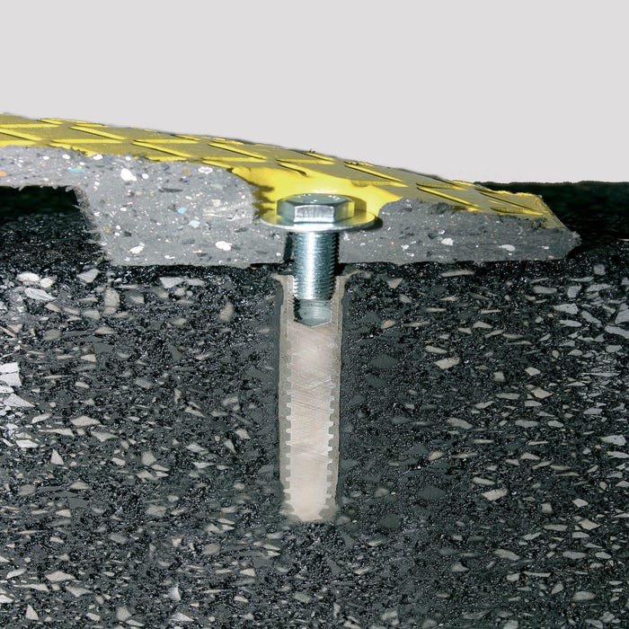 Fix-asphalte ing m8 10x70 x4