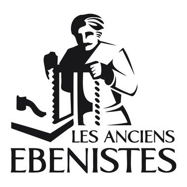 LES ANCIENS EBENISTES