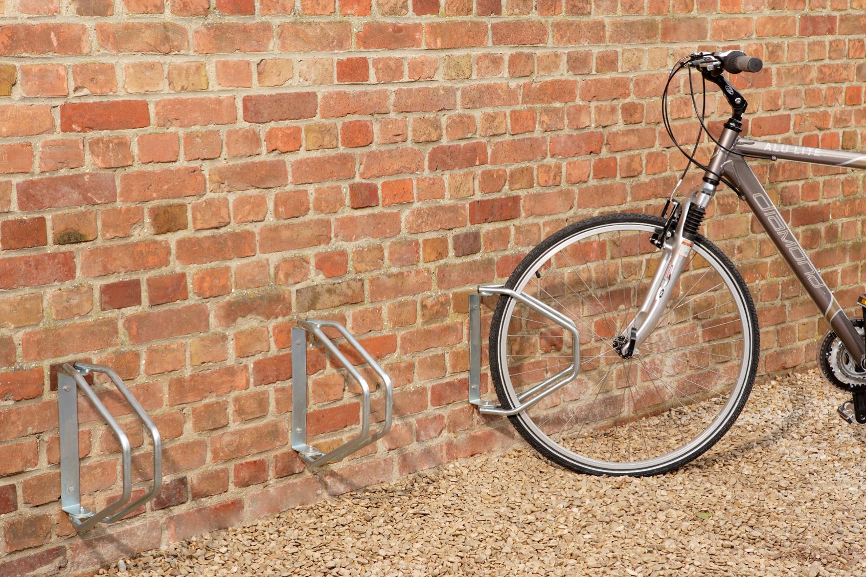 Râtelier vélo brico dépôt sale