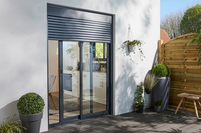 baie coulissante aluminium avec volet roulant h 215 x l 210 avec rupture de pont thermique gris bricoman