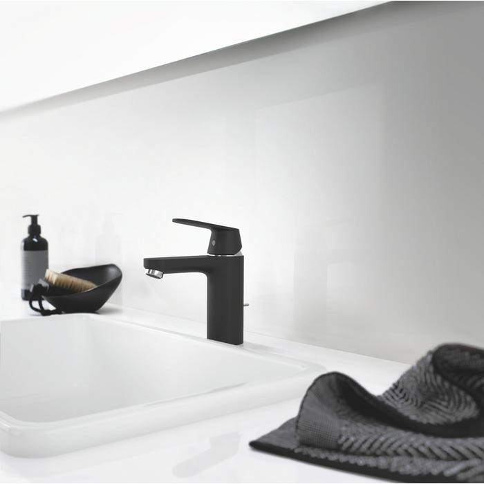 Mitigeur de lavabo bec bas noir Eurosmart Cosmopolitan - 23325KW0 GROHE 1