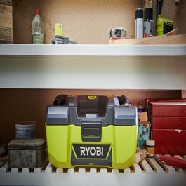 Promo Aspirateur d'atelier ryobi 18v one plus - sans batterie ni chargeur  r18pv-0 chez Bricomarché