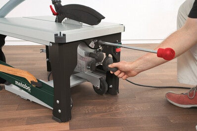 scie sur table 1800w de chantier metabo set d accessoires uk290 0192901000 bricoman