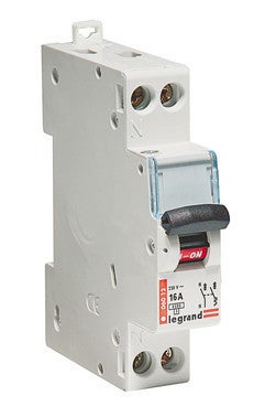 DISJONCTEUR 16A P+N 230V DNX3 3KA COURBE C A VIS 92823 LEGRAND | Bricoman
