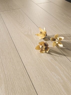 revetement de sol stratifie 8 mm decor chene strasbourg colis de 2 131m bricoman