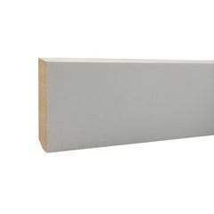 Plinthe angles vifs en MDF revêtu papier blanc 10 x 50 mm Long.2,44 m - SOTRINBOIS 0