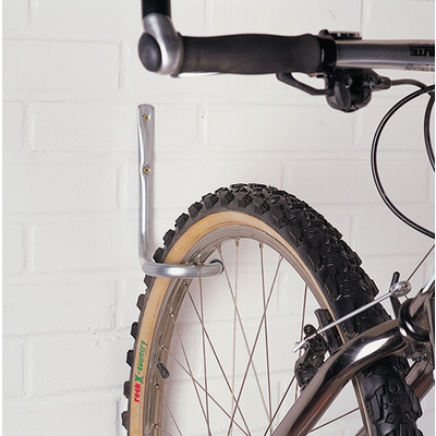 Crochet vélo fixation par la roue