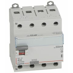 Interrupteur différentiel DX³-ID arrivée haute et départ bas à vis 4P 400V type AC 4 modules 300mA 40A - LEGRAND - 411665 0