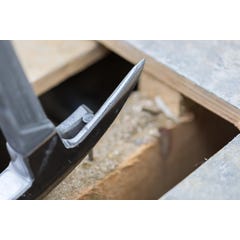 Marteau arrache-clous de charpentier manche fibre de verre STHT0-51311 STANLEY 3