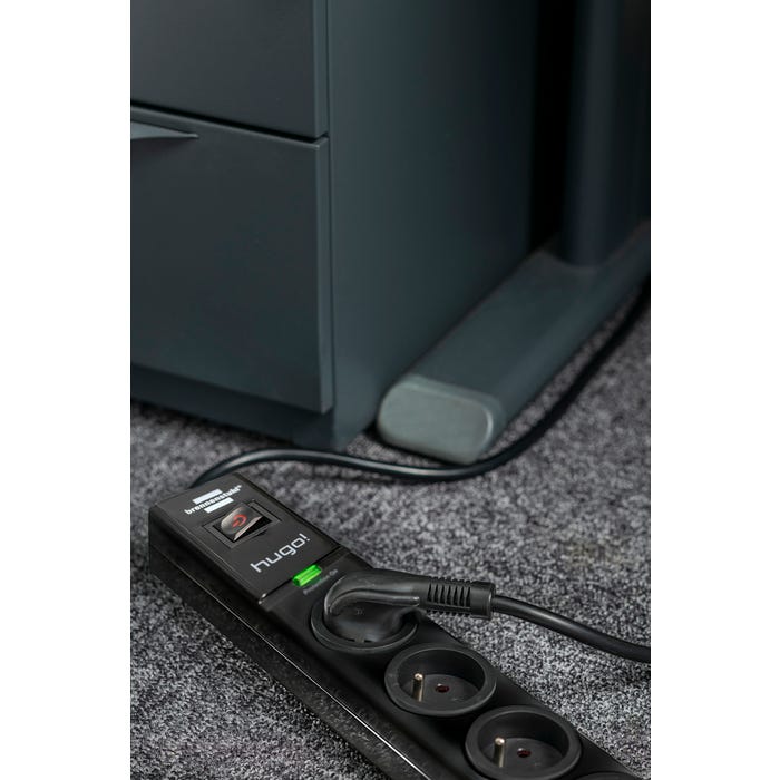 Brennenstuhl Multiprise hugo! Noire - 7 prises + 2 prises USB - avec parafoudre et 2m de cable 19.500A 2