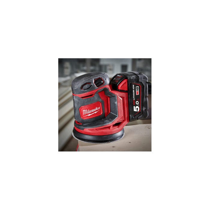 Ponceuse orbitale excentrique MILWAUKEE M18 BOS125 - 125mm - 2 batteries 5.0 Ah - 1 chargeur - 4933464229 2