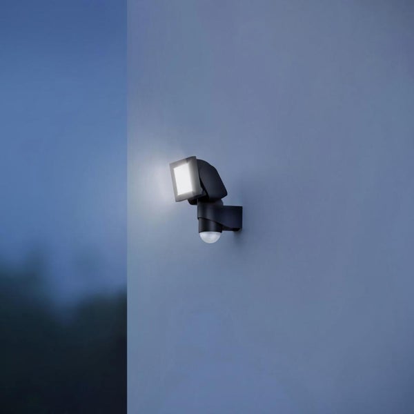 Projecteur extérieur LED à détection STEINEL 14W XLED Home 2