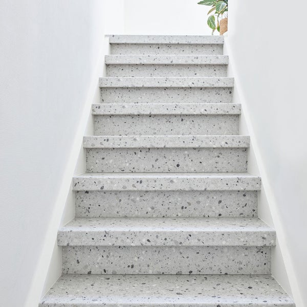 Marche rénovation d'escalier XXL stratifié Terrazzo Grey 1300 x 610 x 56 mm - PEFC 70% 3