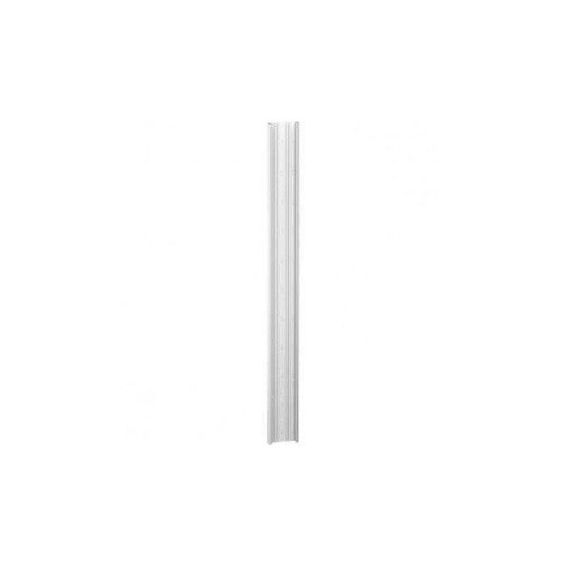 Corps de goulotte Resi9 pour goulotte 18 modules - L.2600mm - Blanc
