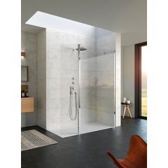 Paroi de douche fixe haut. 2,00m larg. 1,10m avec porte pivot. à 180 KINEQUARTZ Duo fixation à droite charnière murale chromées verre transparent