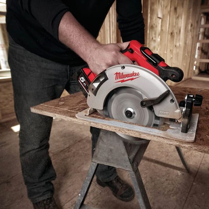 Scie circulaire Brushless MILWAUKEE M18 BLCS66-0X - sans batterie ni chargeur - 4933464589 2