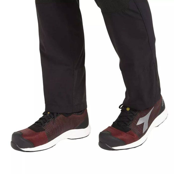 Chaussures de sécurité basses DIADORA FLY LETBASE S1P HRO SRC ESD Rouge / Blanc 40 4