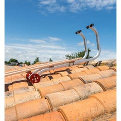 Echelle plate de toit en bois pour couvreur avec crochet de toit 5m Hailo Safety Roof 3
