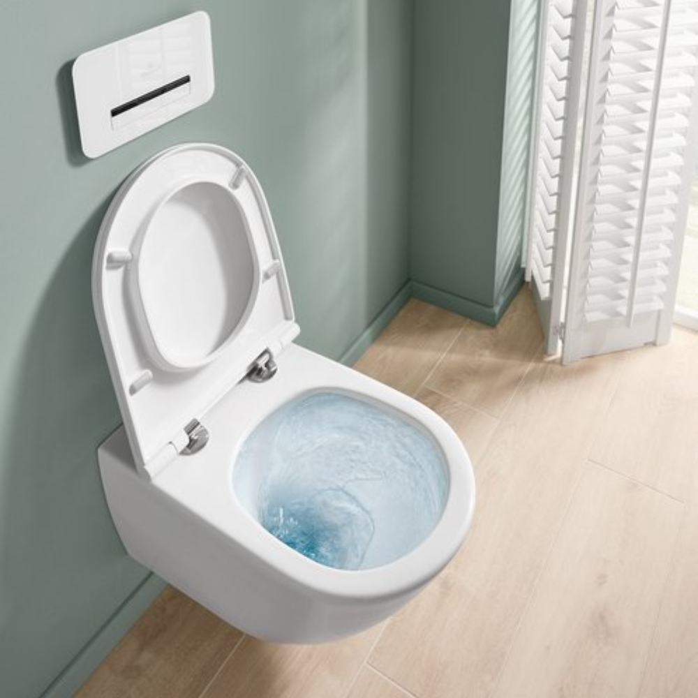Lot WC modèle suspendu VILLEROY ET BOCH Universo TwistFlush blanc + bâti et plaque blanche GROHE 2