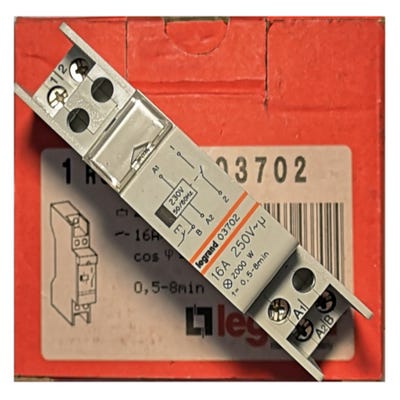Legrand Rex800 Plus 004707 d'escalier minuterie 230 V 50–60 Hz : :  Bricolage