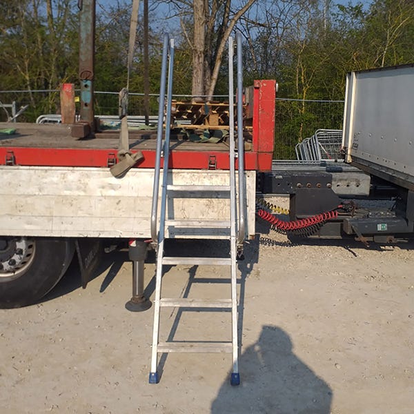 Echelle accès camion 1 rampes - Hauteur d'accès de 1.20m - MAC120-1R 3