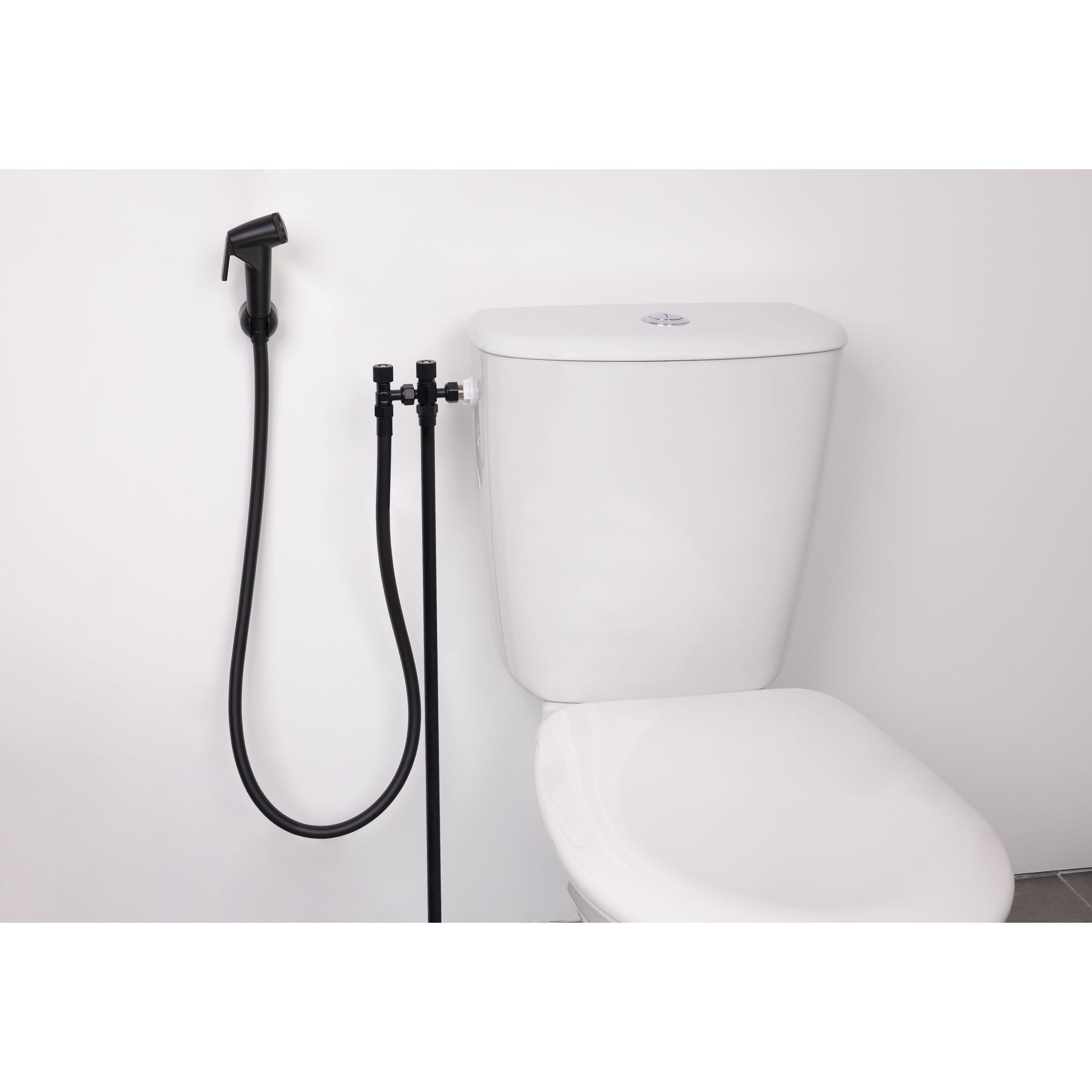 Kit hygiène WC noir mat + robinet 3 voies 5